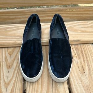 Vince Navy Velvet Slip in sneakers Sz 35
